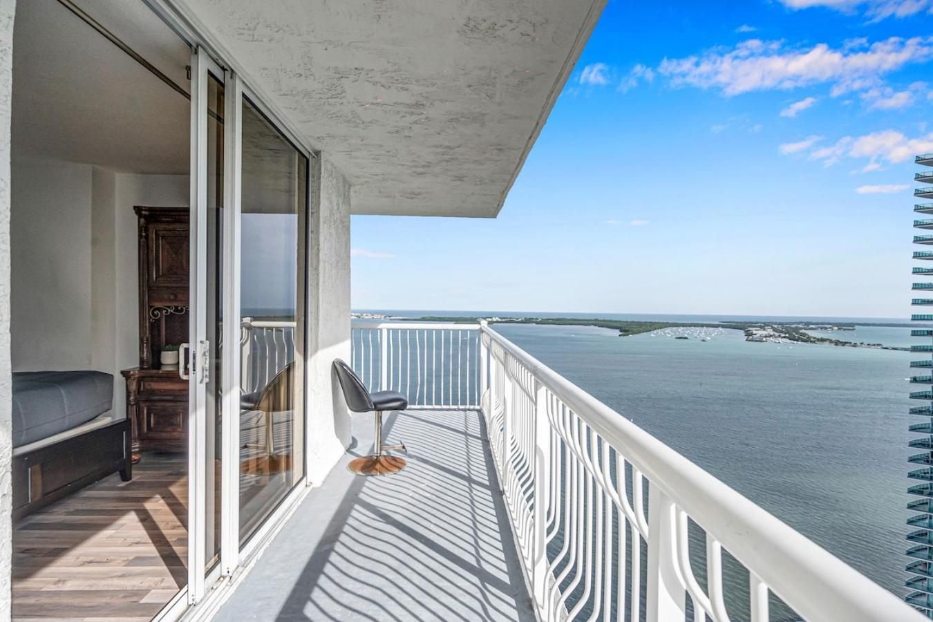 *Luxurious Highrise 2Brcondo Brickell- Waterviews* Маямі Екстер'єр фото