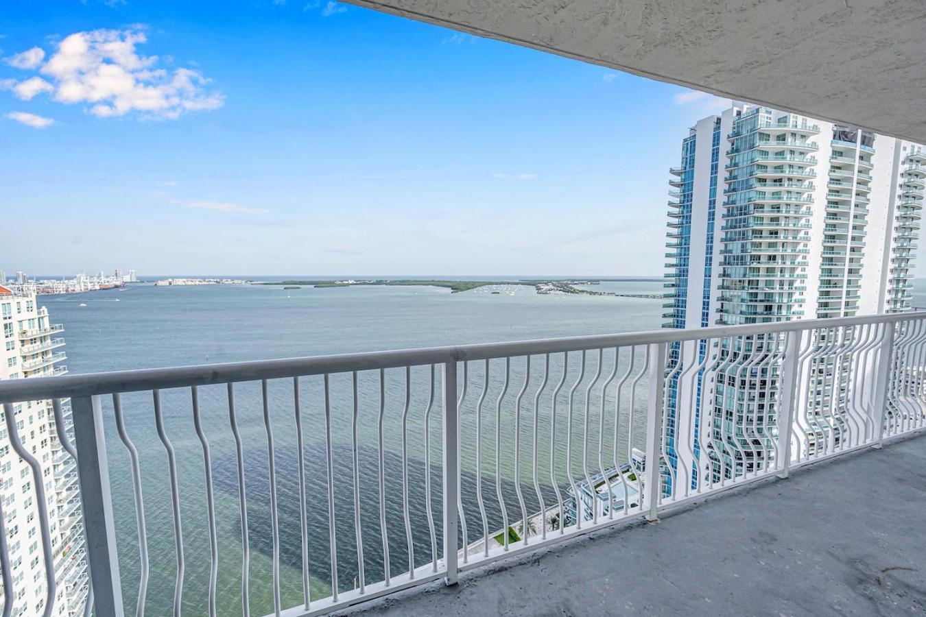 *Luxurious Highrise 2Brcondo Brickell- Waterviews* Маямі Екстер'єр фото