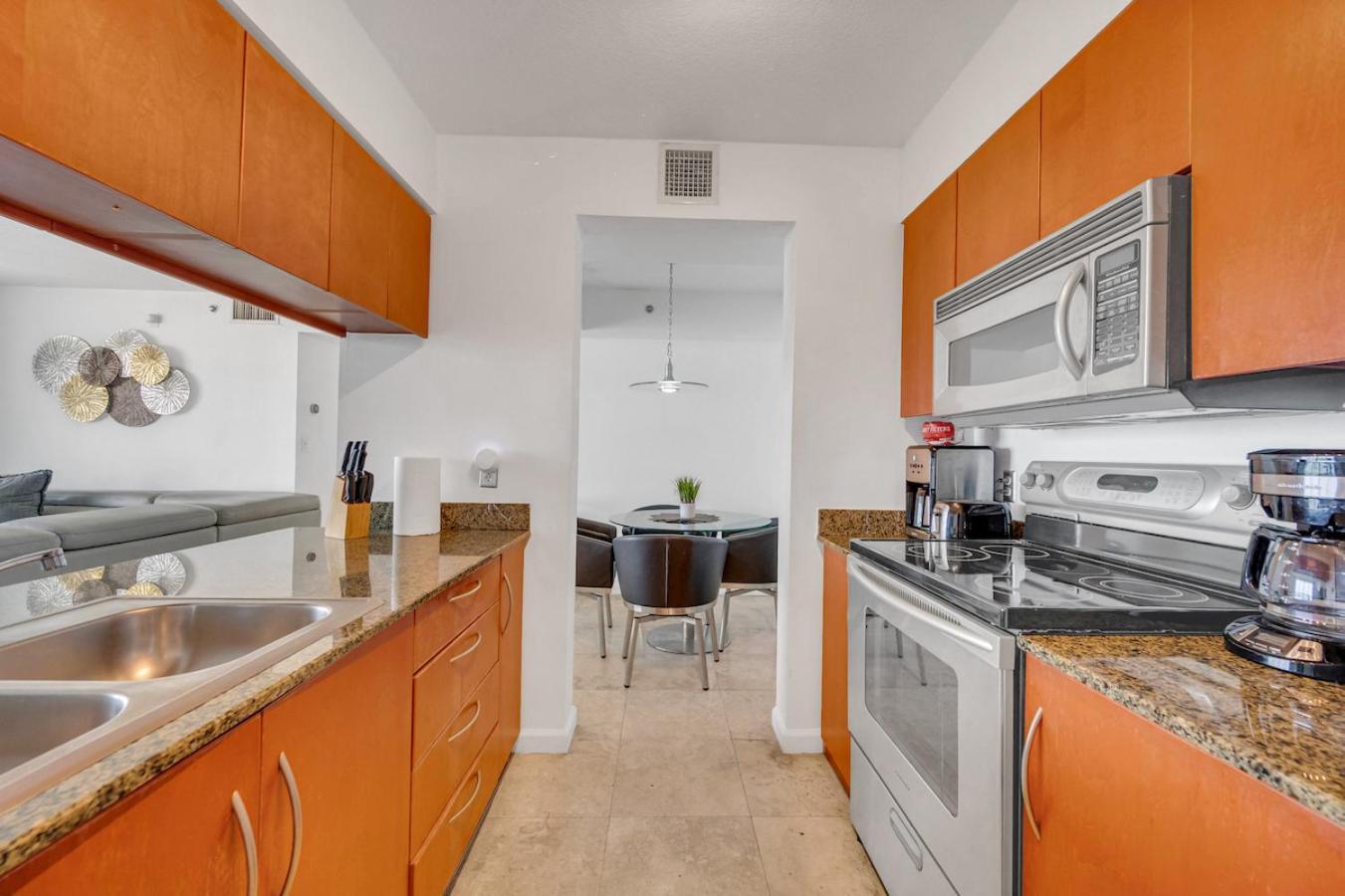 *Luxurious Highrise 2Brcondo Brickell- Waterviews* Маямі Екстер'єр фото