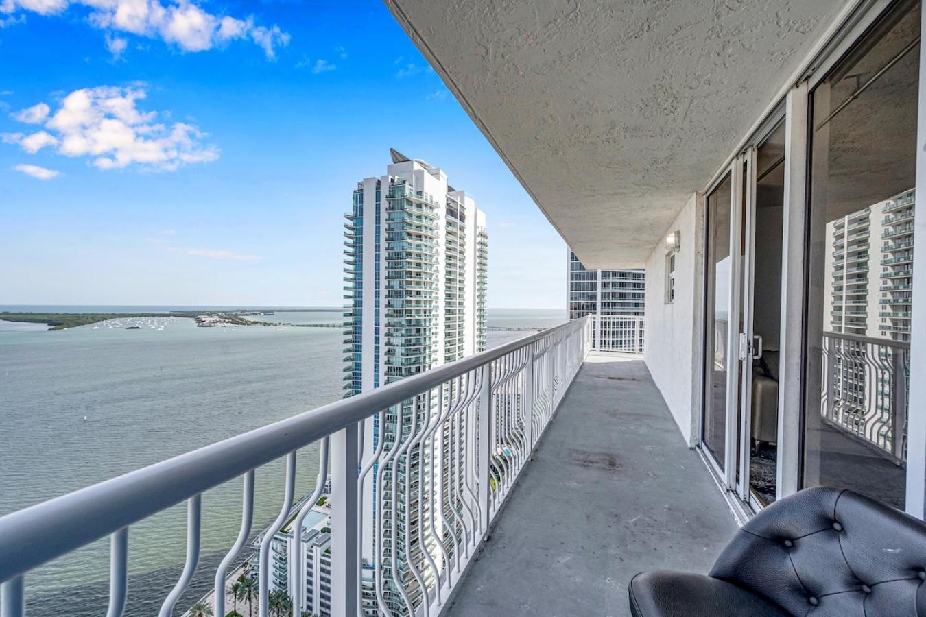 *Luxurious Highrise 2Brcondo Brickell- Waterviews* Маямі Екстер'єр фото