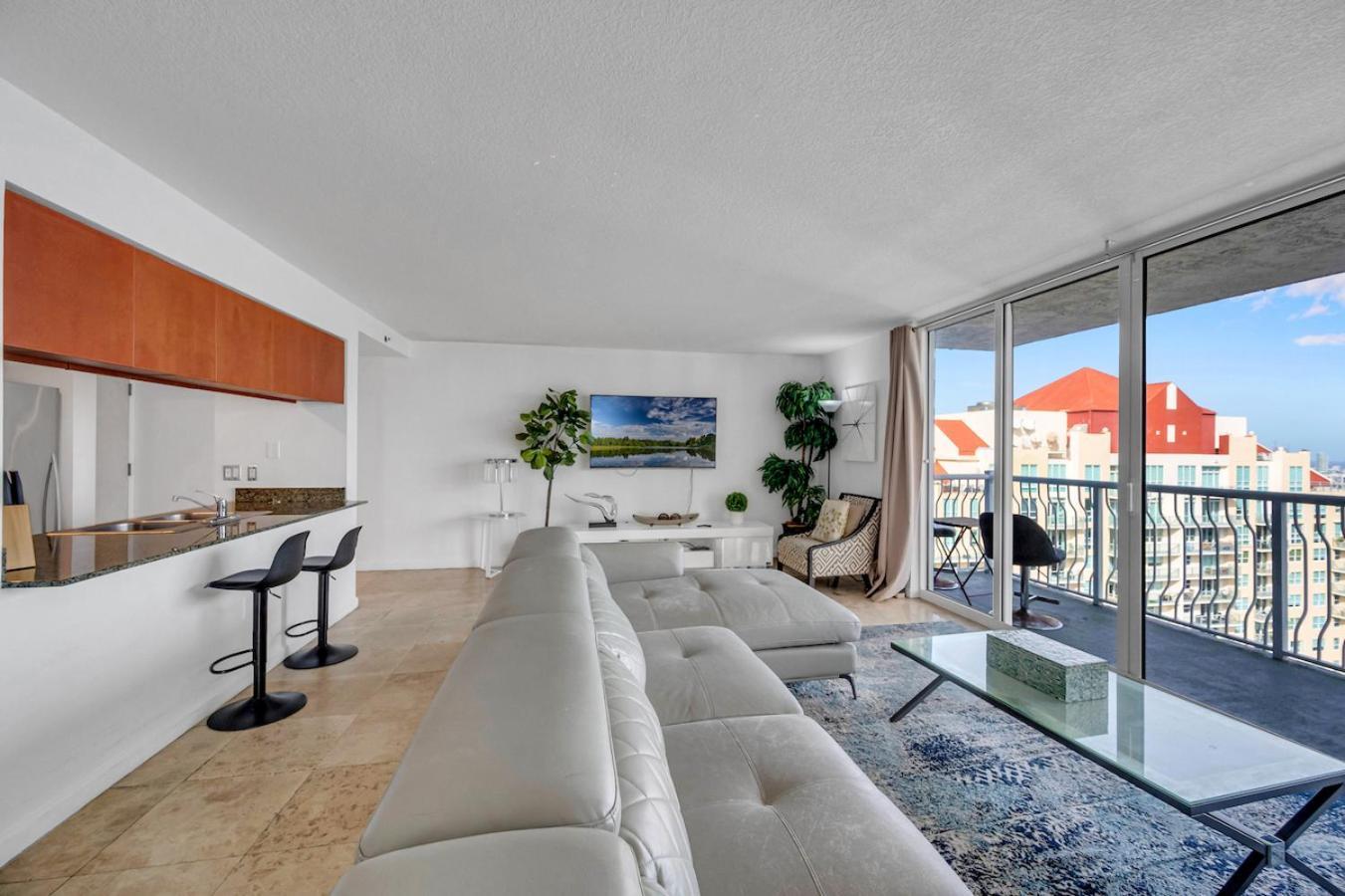 *Luxurious Highrise 2Brcondo Brickell- Waterviews* Маямі Екстер'єр фото