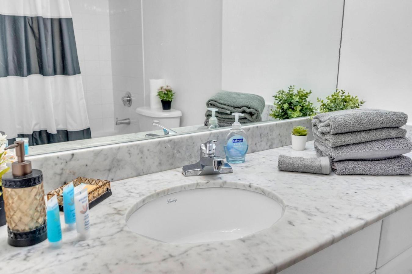 *Luxurious Highrise 2Brcondo Brickell- Waterviews* Маямі Екстер'єр фото