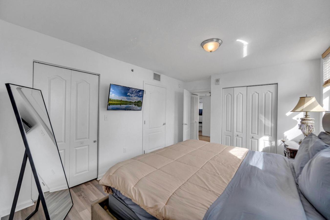 *Luxurious Highrise 2Brcondo Brickell- Waterviews* Маямі Екстер'єр фото